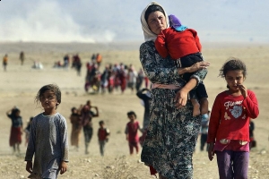 Yazidi people flee ISIS violence